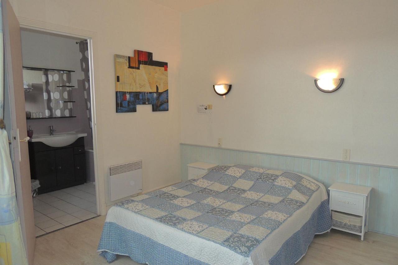 Hotel Du Commerce Мийо Экстерьер фото